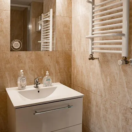 Pod Brzozami Rum i privatbostad Ustronie Morskie