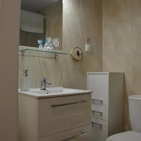 Pod Brzozami Rum i privatbostad Ustronie Morskie