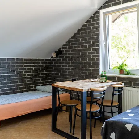 Pod Brzozami Rum i privatbostad Ustronie Morskie