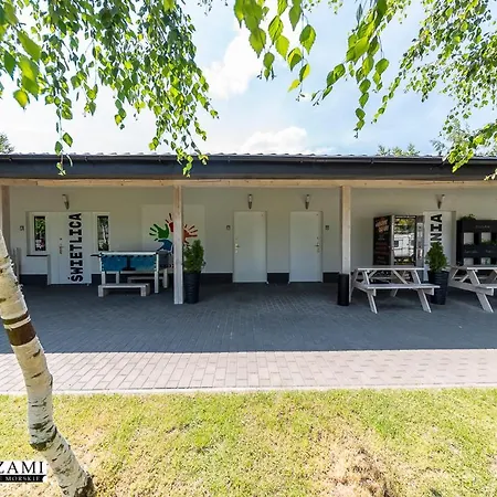 Pod Brzozami Rum i privatbostad Ustronie Morskie